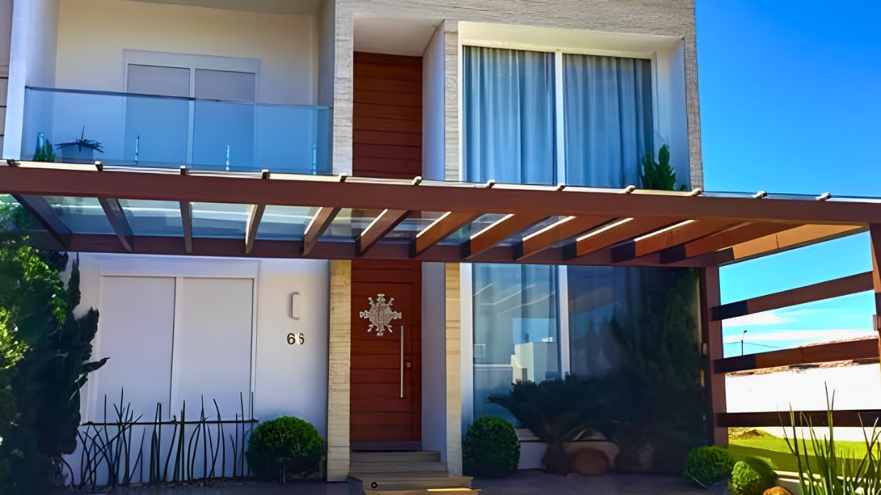 Pergolado de Madeira na Frente da Casa