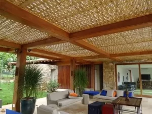 cobertura de bambu para pergolado