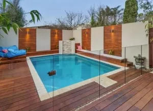 deck de madeira para piscina