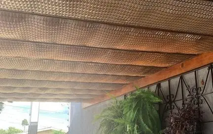 forro de fibra sintética para pergolado