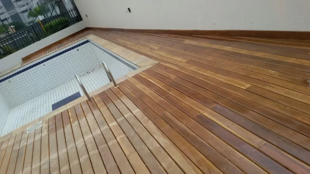 reforma de deck de madeira